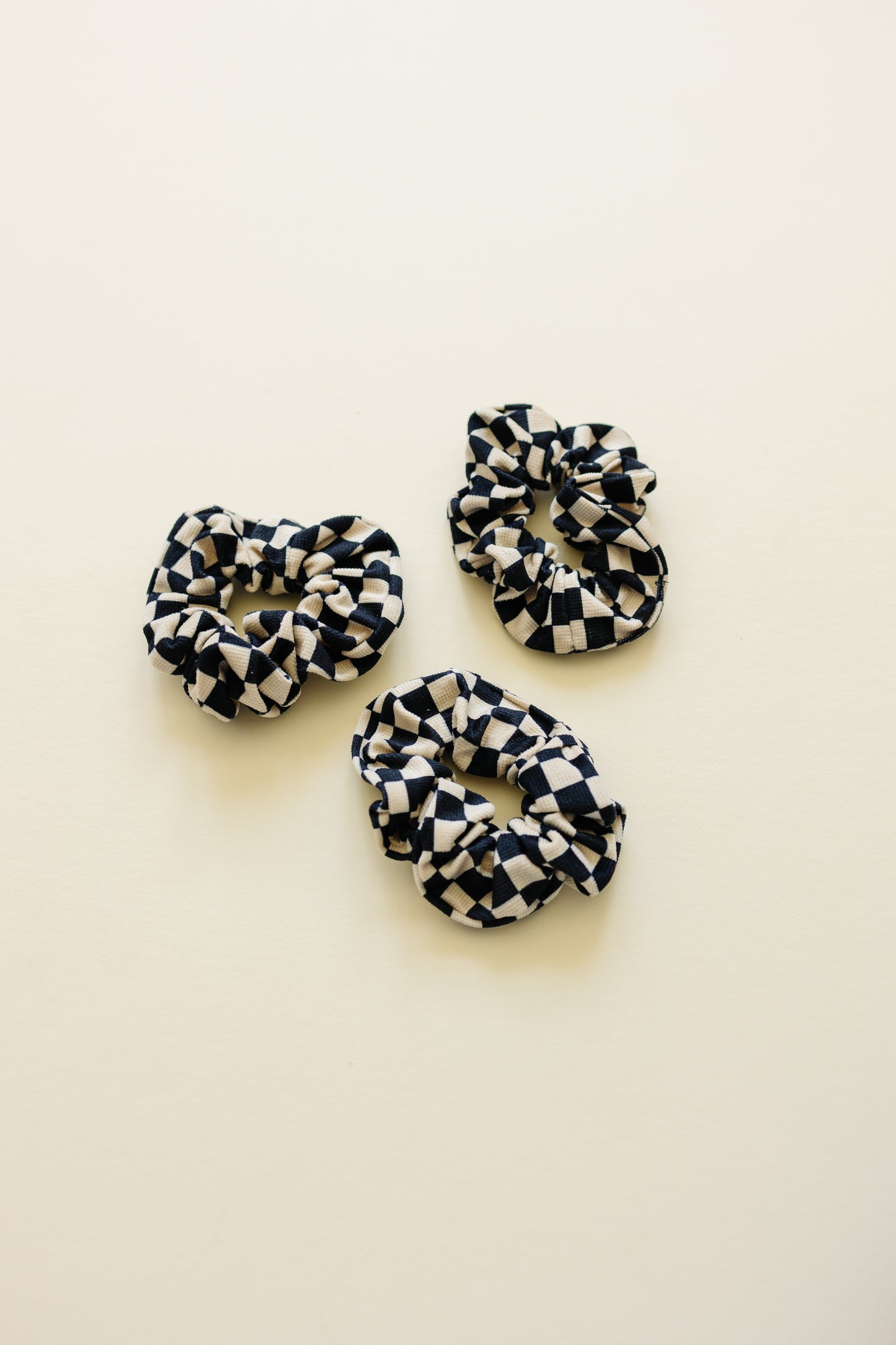 Checkered Scrunchie | Single
