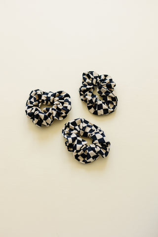Checkered Scrunchie | Single